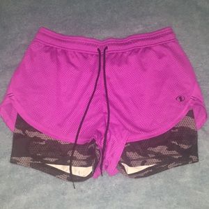 •Running Shorts•